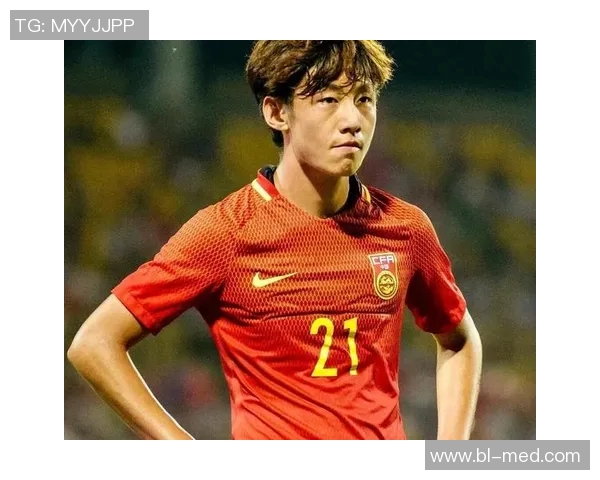 明星足球队成员的精彩瞬间与背后的故事揭秘